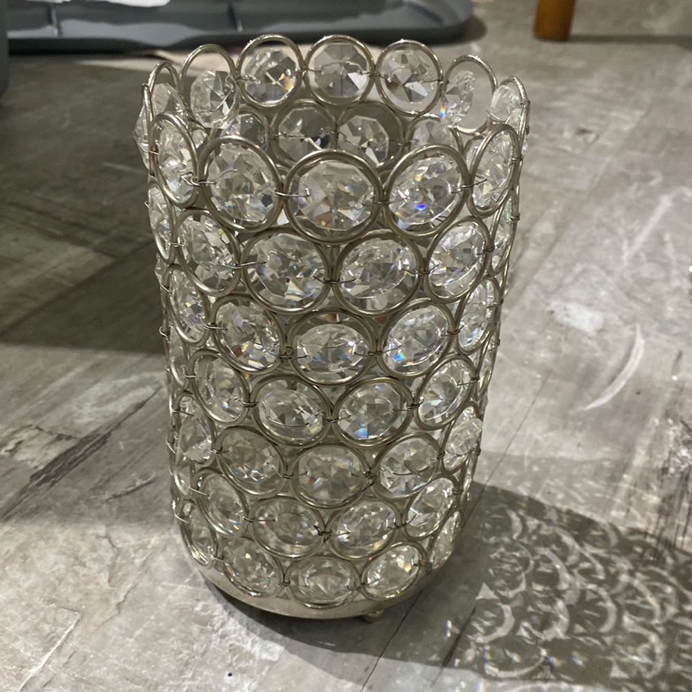 Crystal hurricane lantern